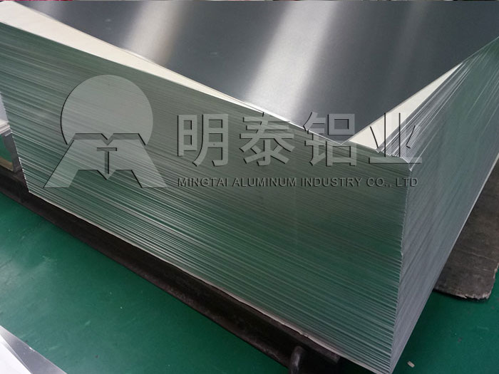 機(jī)箱機(jī)柜用5052鋁板多少錢一噸，明泰優(yōu)惠報(bào)價(jià)分析