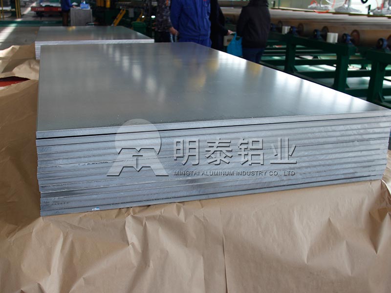 6063鋁板生產(chǎn)廠家-汽車用6063鋁板優(yōu)勢有哪些？市場價(jià)格多少？