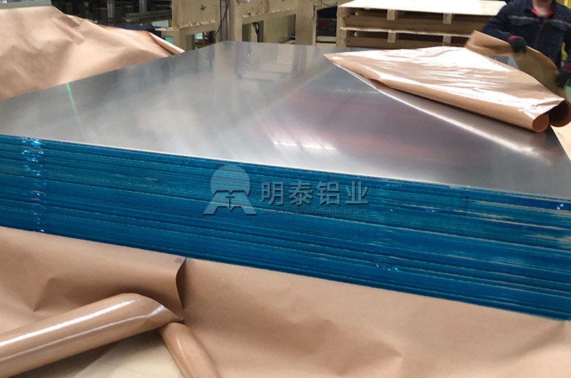 廣東電池托盤用鋁合金板帶規(guī)格有哪些？具體價(jià)格多少
